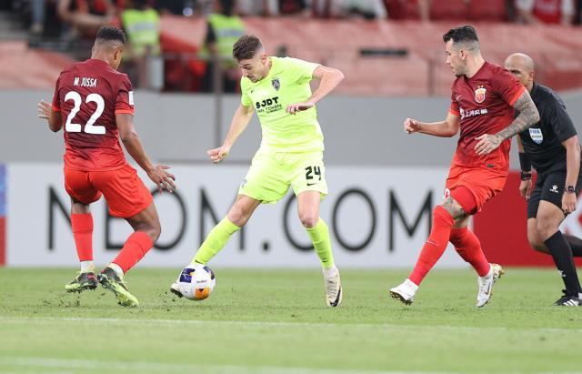 澳客网官网-【亚冠】古斯塔沃波普破门 海港2比2柔佛无缘开门红